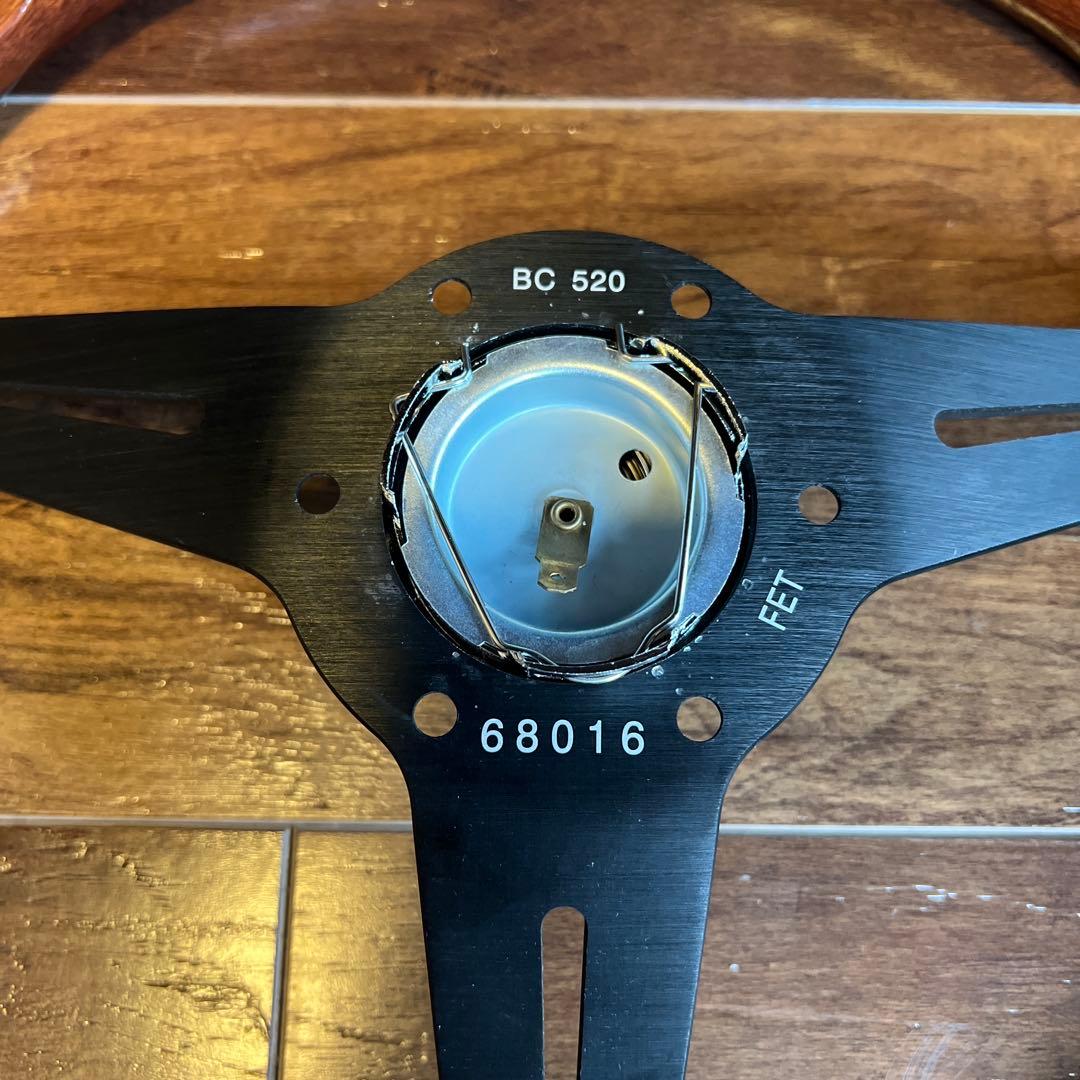 ナルディクラシック ウッドステアリング 14インチ　中古品