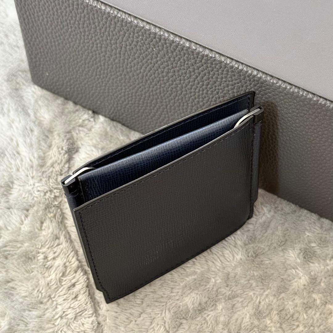 ⭐️新品未使用⭐️　ヴァレクストラ　マネークリップ　二つ折り財布　レザー　ネイビー