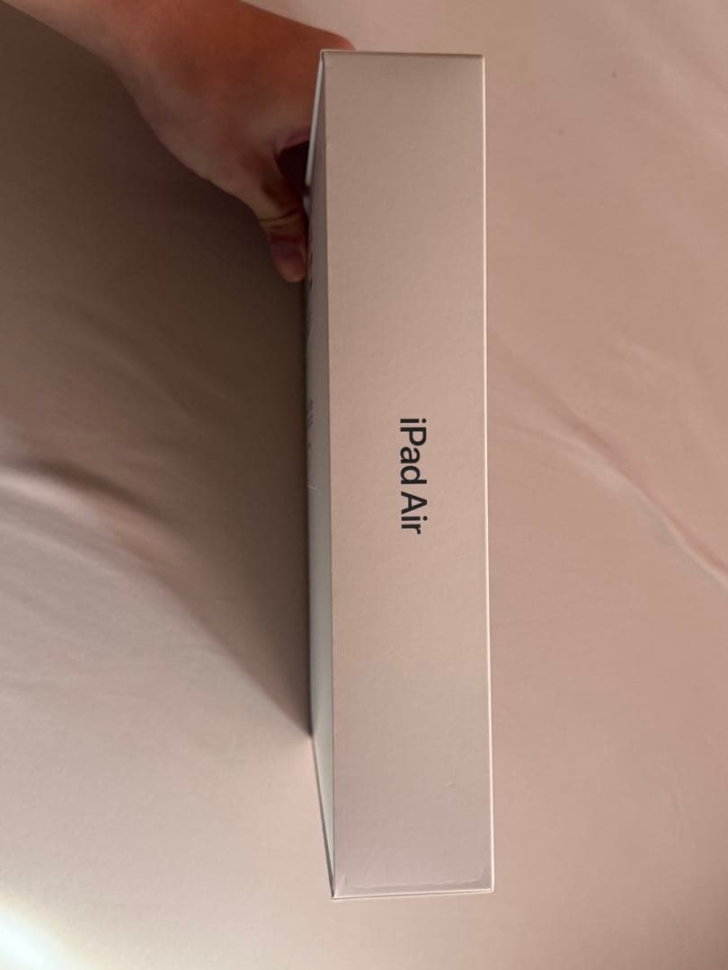 R*i様 Apple iPad Air 第5世代 10.9インチ スペースグレー