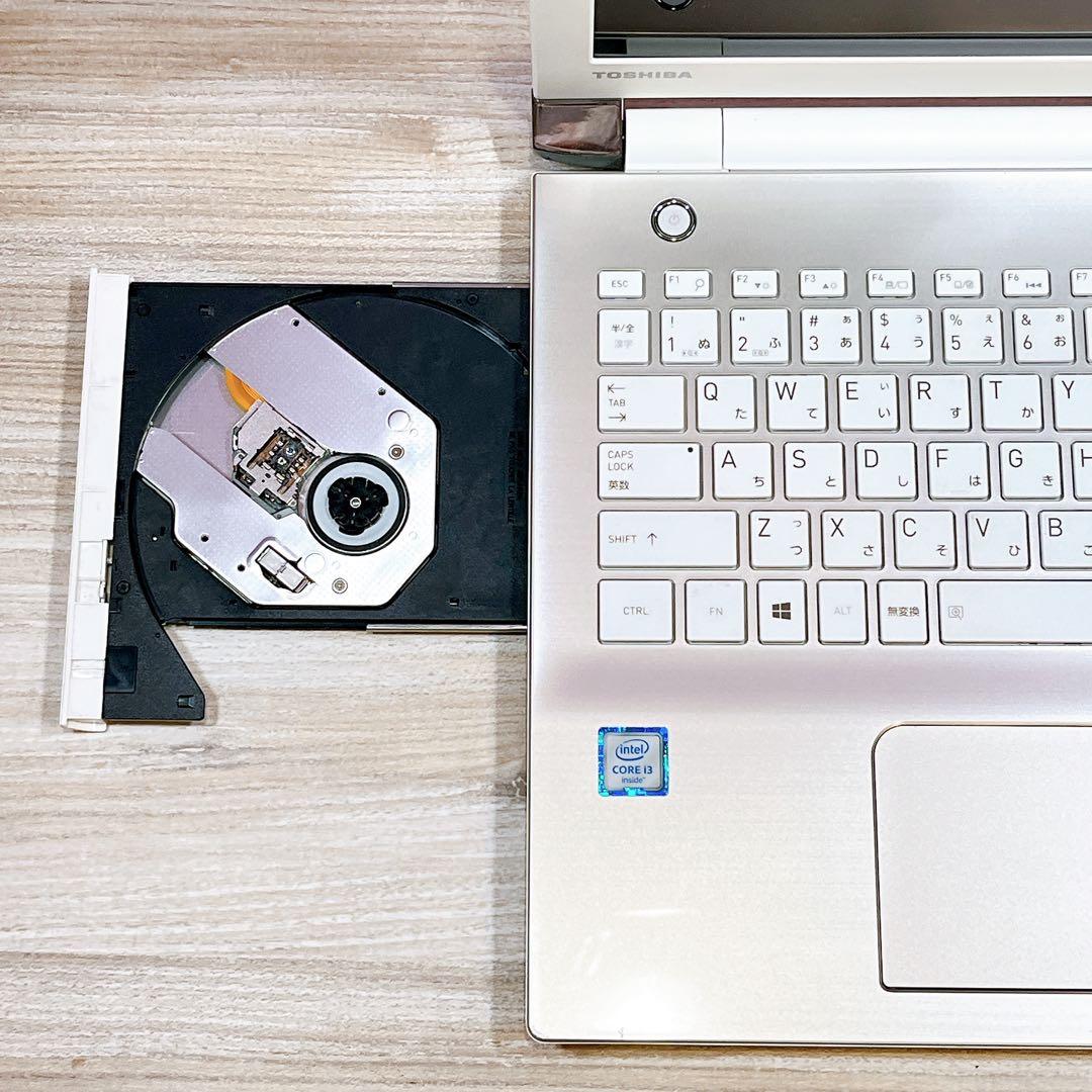 Windowsノート本体 dynabook Core i3 HDD1TB 8GB Win11