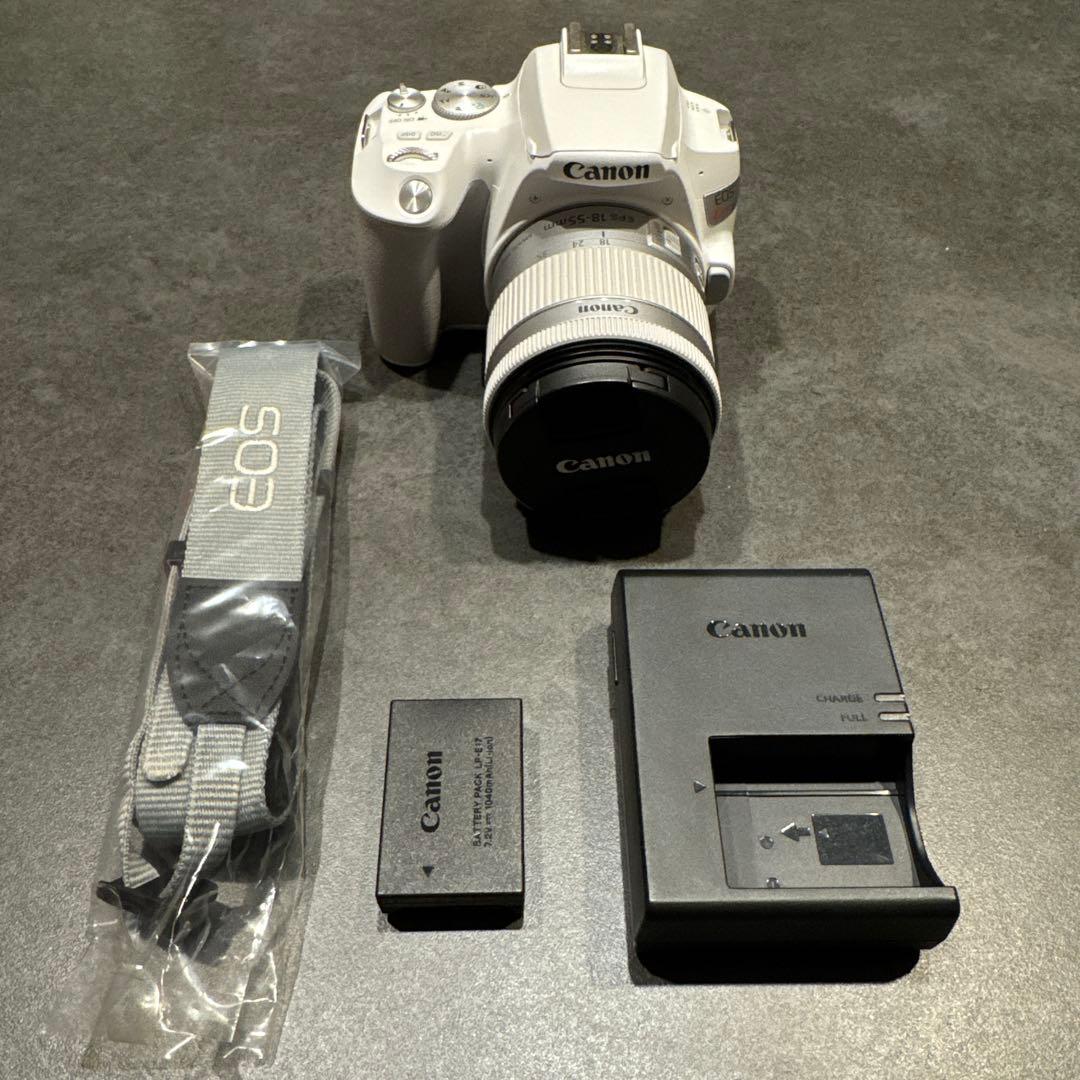 ◆希少!!ホワイトボディー◆Canon EOS Kiss X10