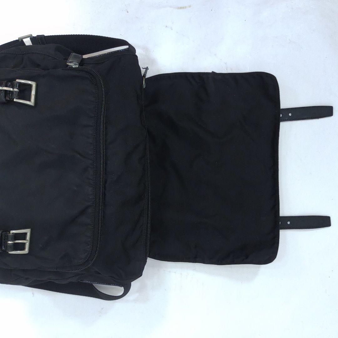 プラダ メッセンジャーバッグ レザー×ナイロン 三角ロゴ ベルト 黒