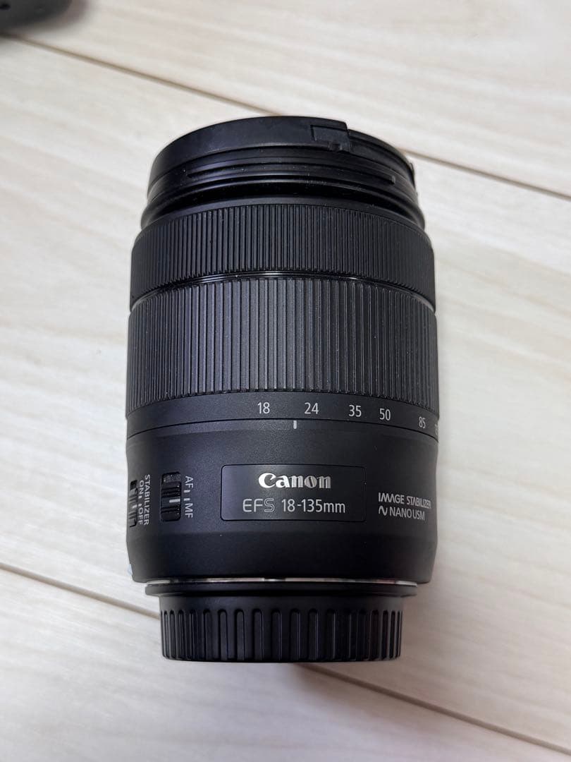 Canon EOS 80D + EF-S 18-135mmレンズ