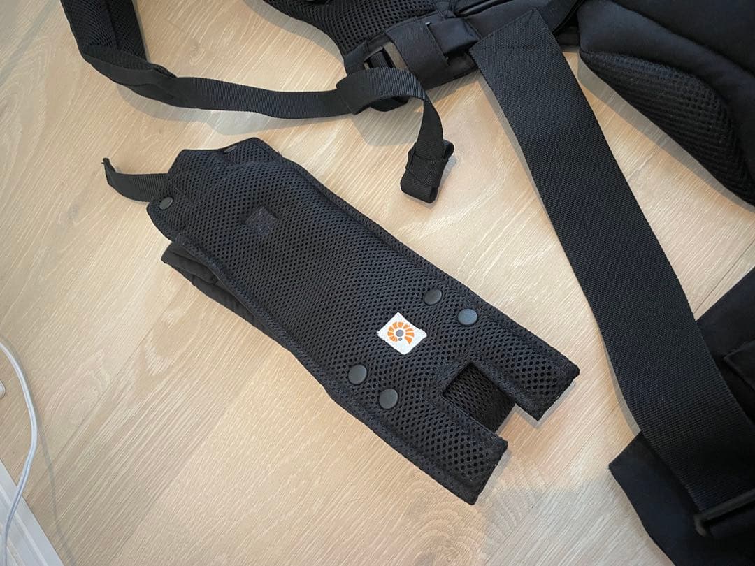 定価31900円　極美品　ergobaby OMNI breeze 抱っこ紐