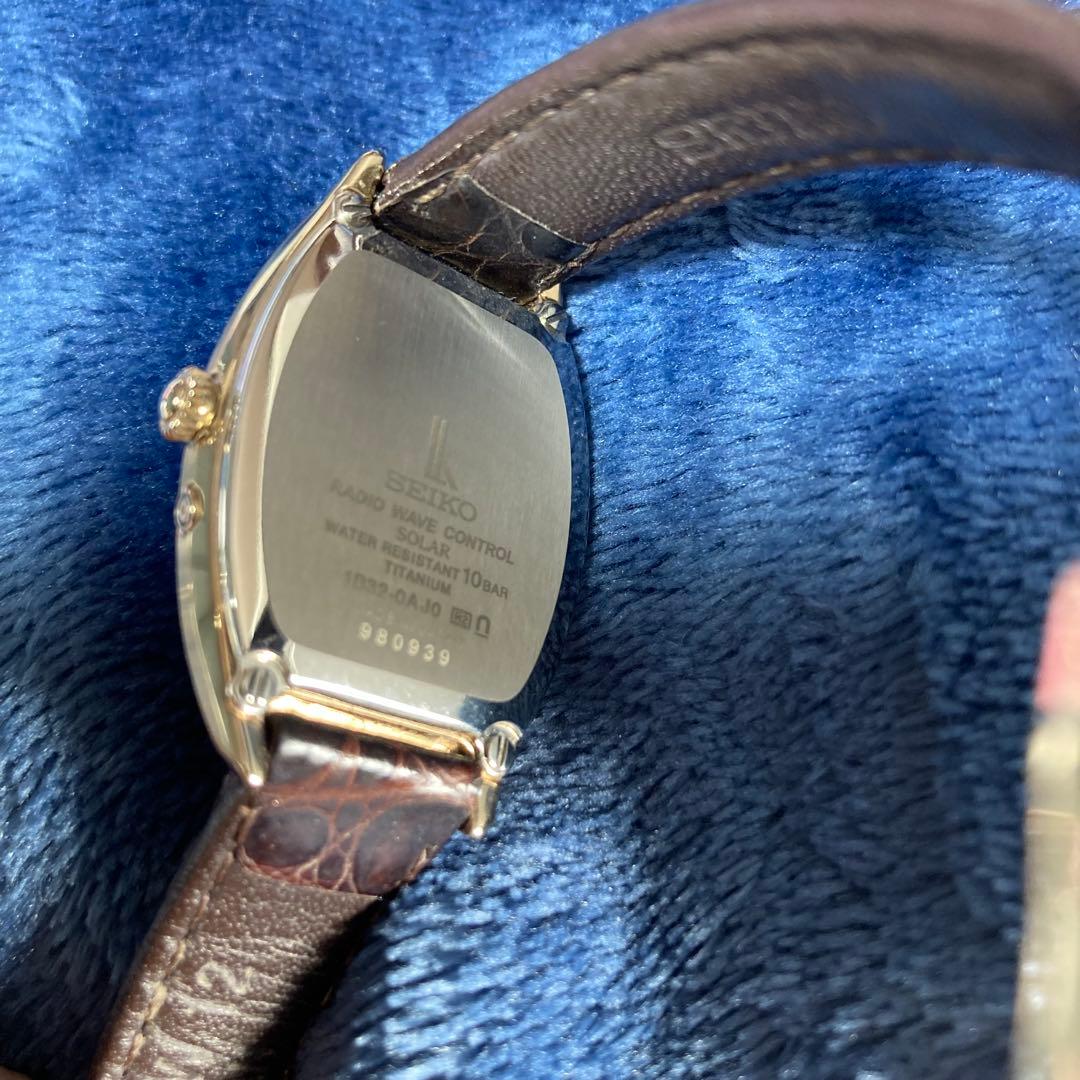 【美品　可動品　箱アリ】SEIKO LUKIA ブラウンレザー腕時計