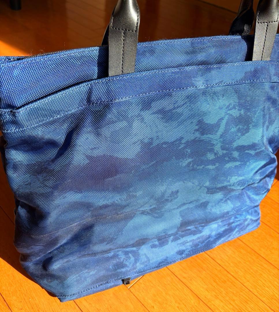 TUMI カモフラージュ柄　トートバッグ