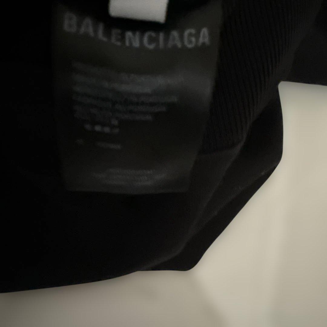 バレンシアガ　パーカー