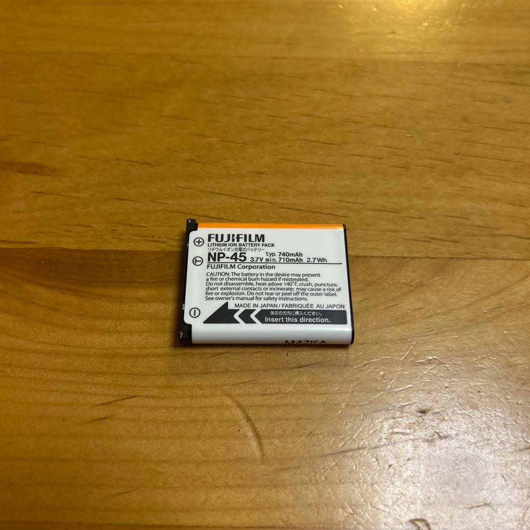 FUJIFILM FinePix Z33 WP ピンク