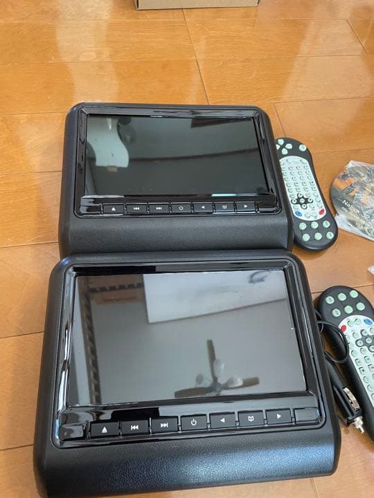 左右リアモニター&DVDプレイヤーキット
