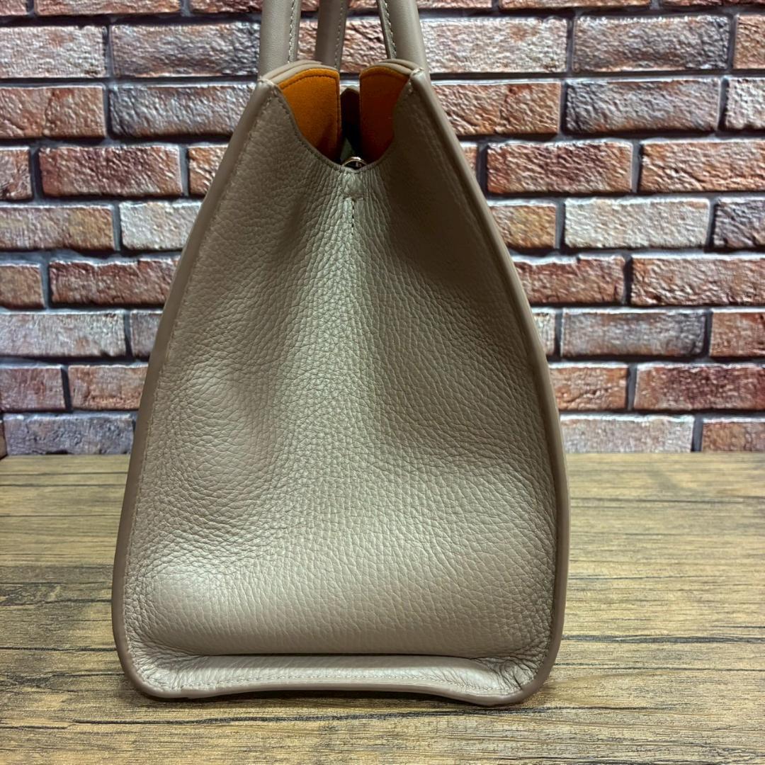 ■FURLA　フルラ　ジェネシ　2wayバッグ