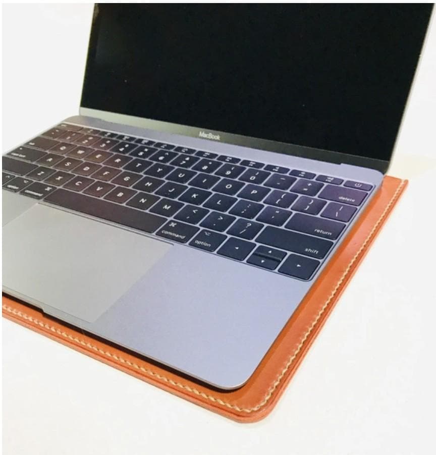 【美品・新品】本革/栃木レザーMacBook13インチ用ケース