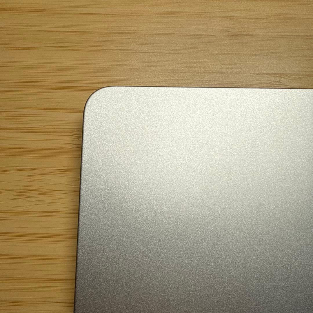 Apple MacBook Air M2シルバー 本体 SSD256GB