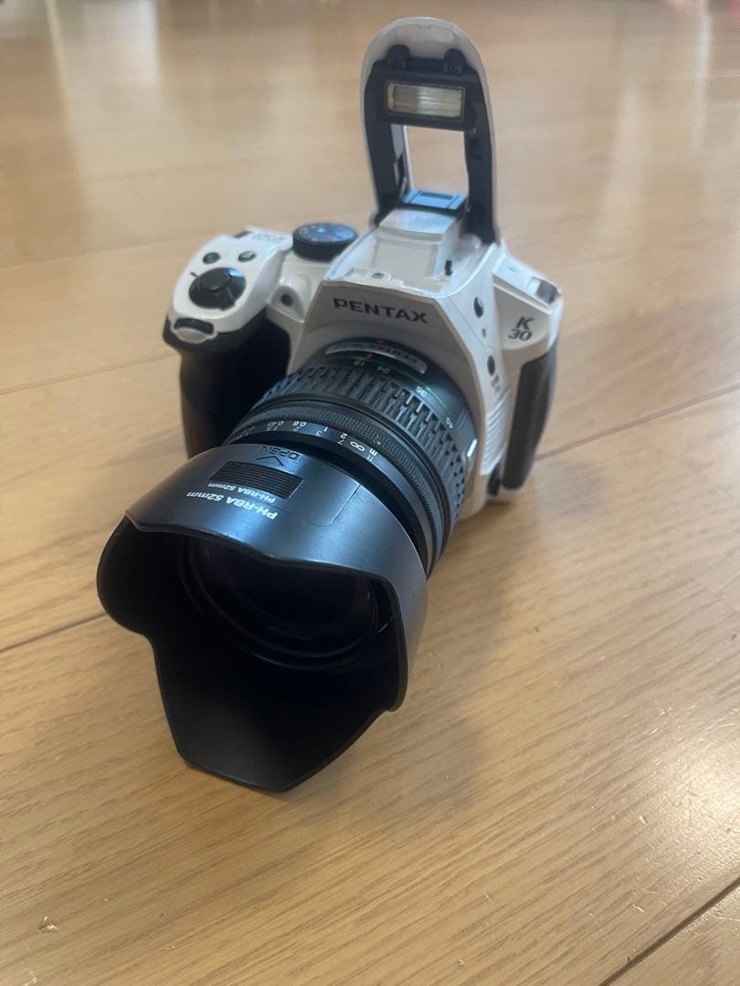 PENTAX k-30デジタル一眼レフ ジャンク　黒死病