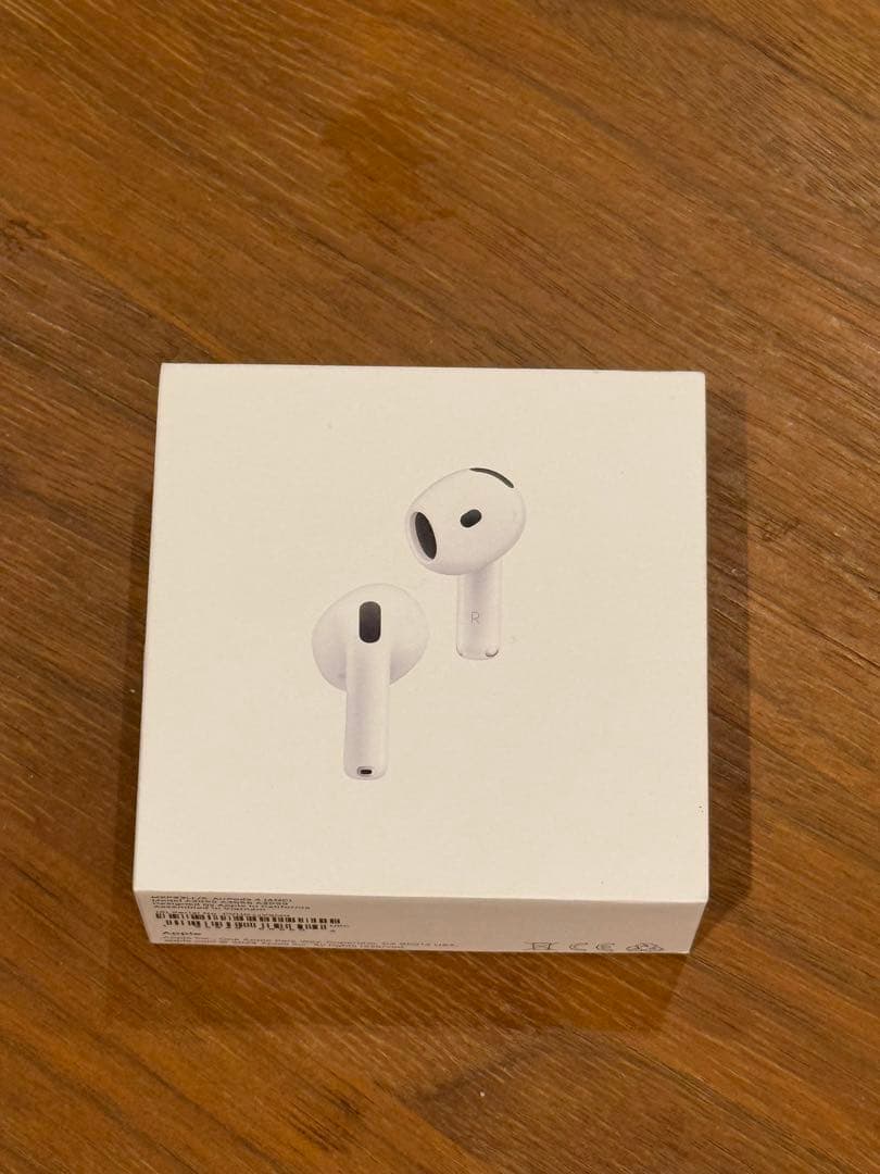 AirPods 4 アクティブノイズキャンセリング有り