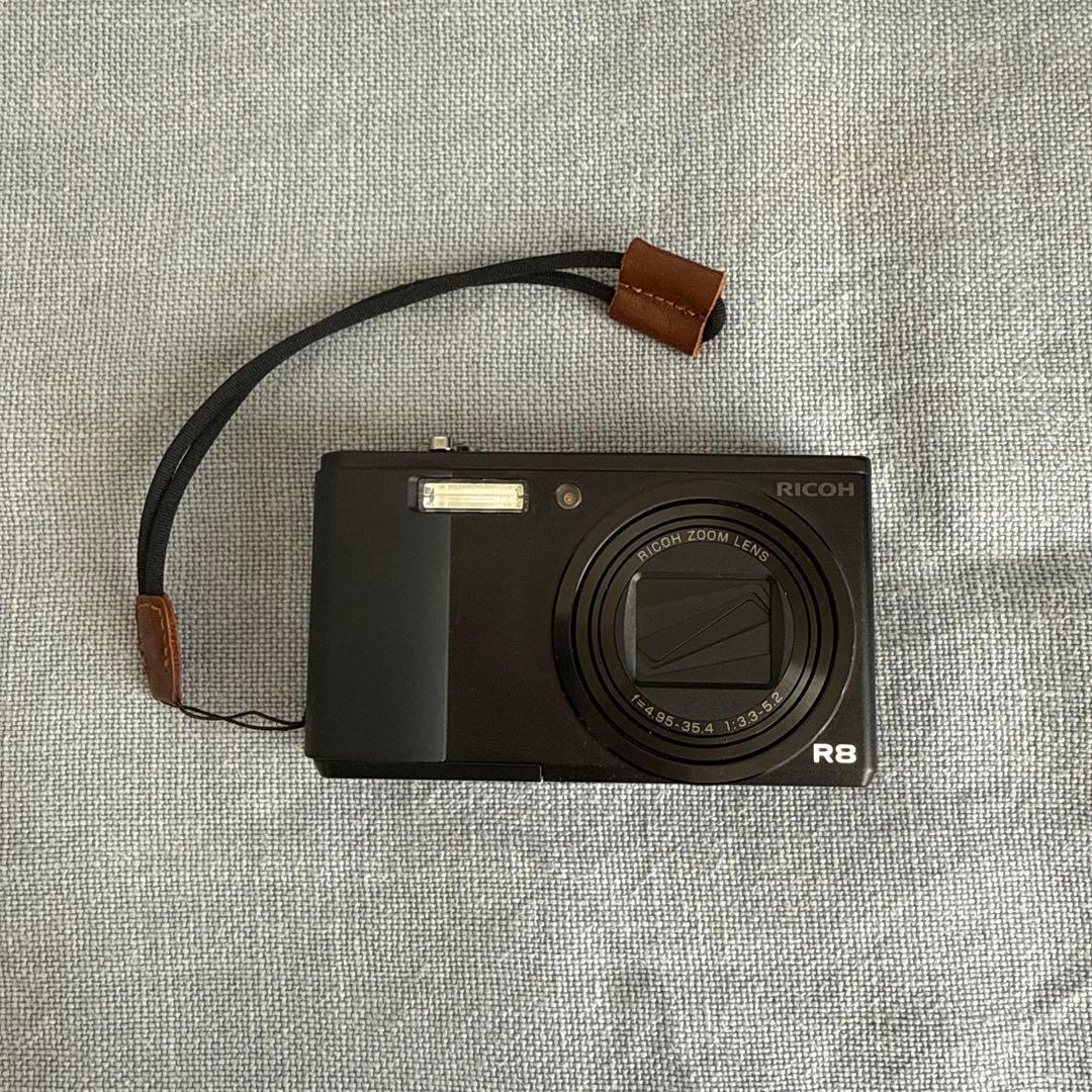 デジタルカメラ RICOH R8