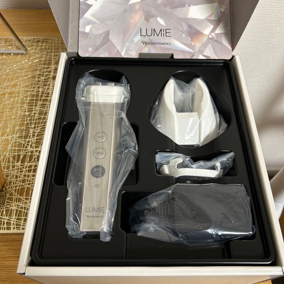 【美品】ナリス化粧品　LUMiE美顔器