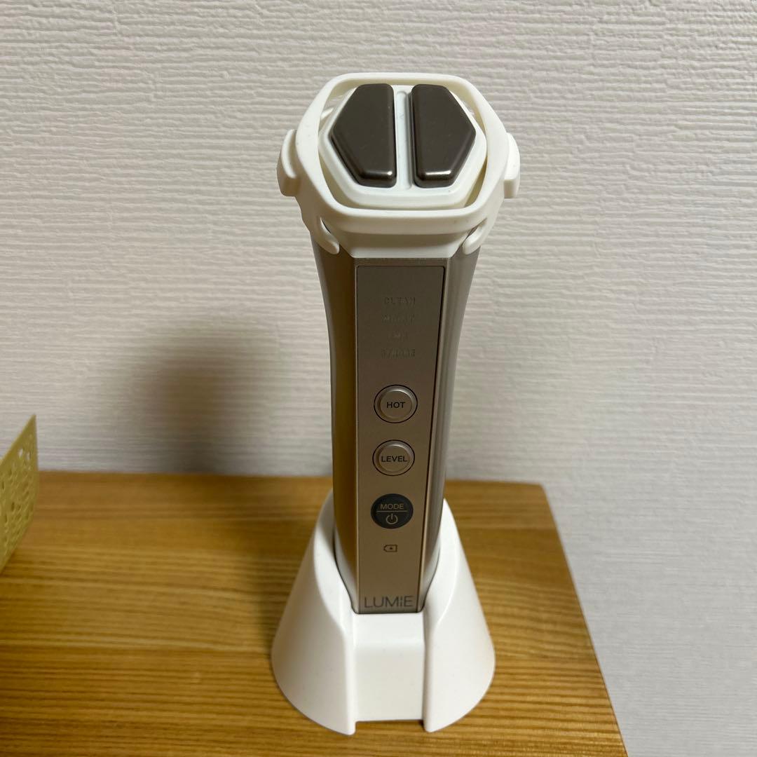 【美品】ナリス化粧品　LUMiE美顔器