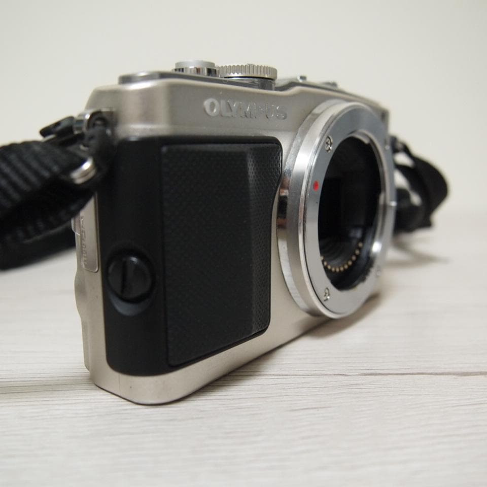 【動作確認済】　OLYMPUS PEN Lite E-PL5 レンズキット