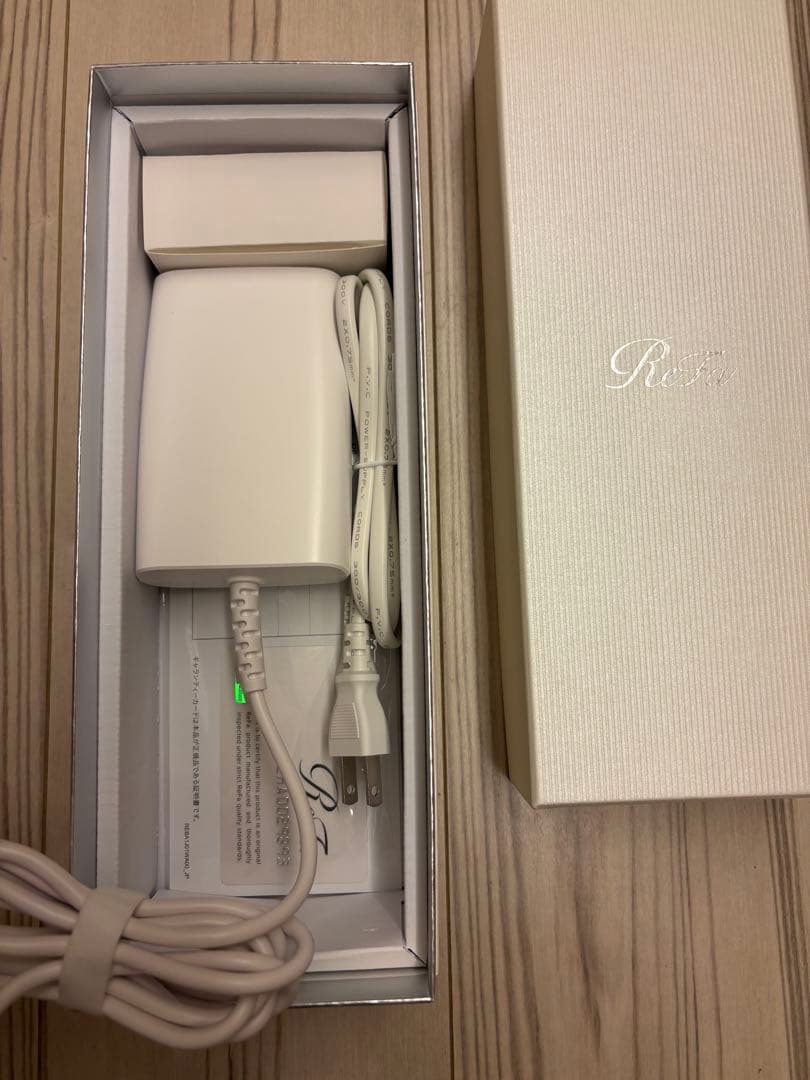 【Sayuri 】ReFa EPI 脱毛器 ホワイト