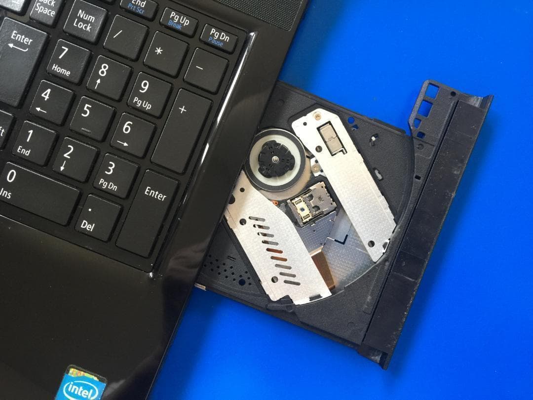 NEC LaVie LS150/SSB 15.6型液晶 フルサイズノートパソコン