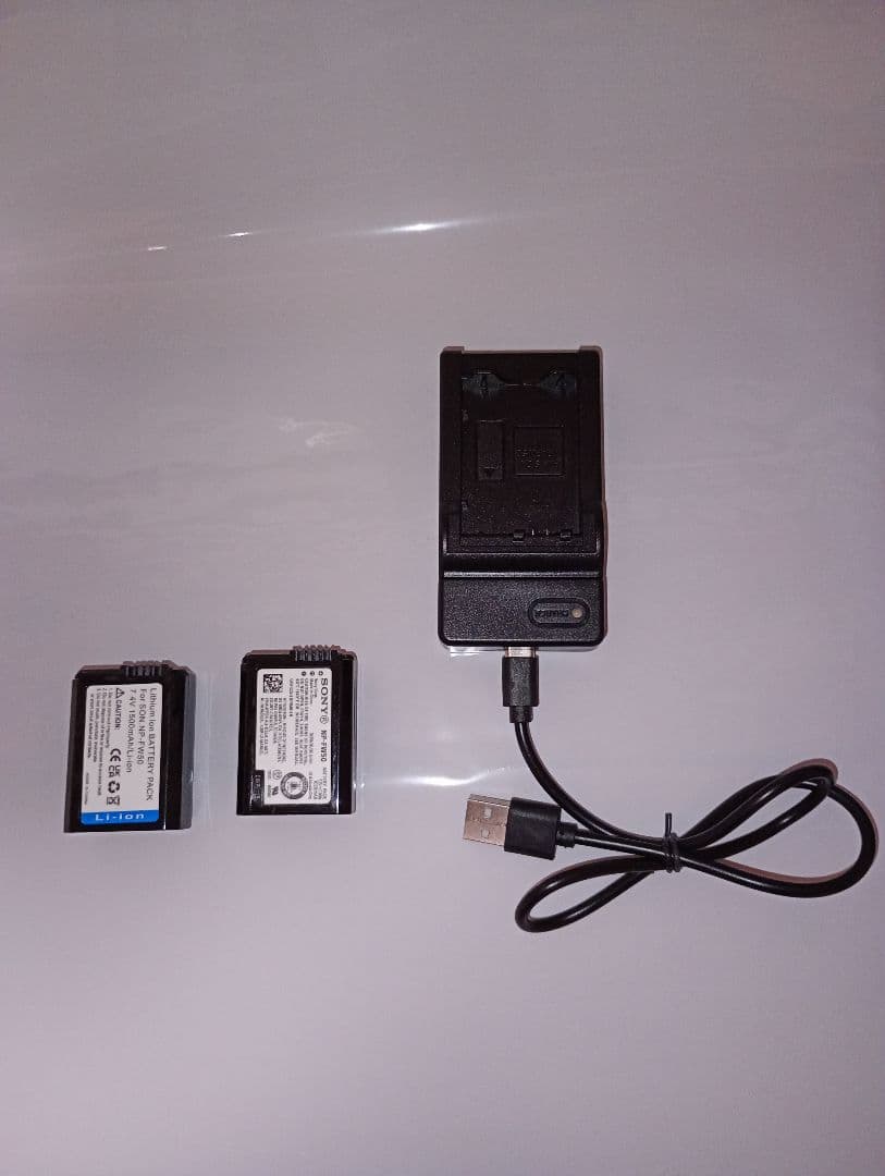 SONY α6400ミラーレス一眼カメラ E55-210 おまけ付 a6400