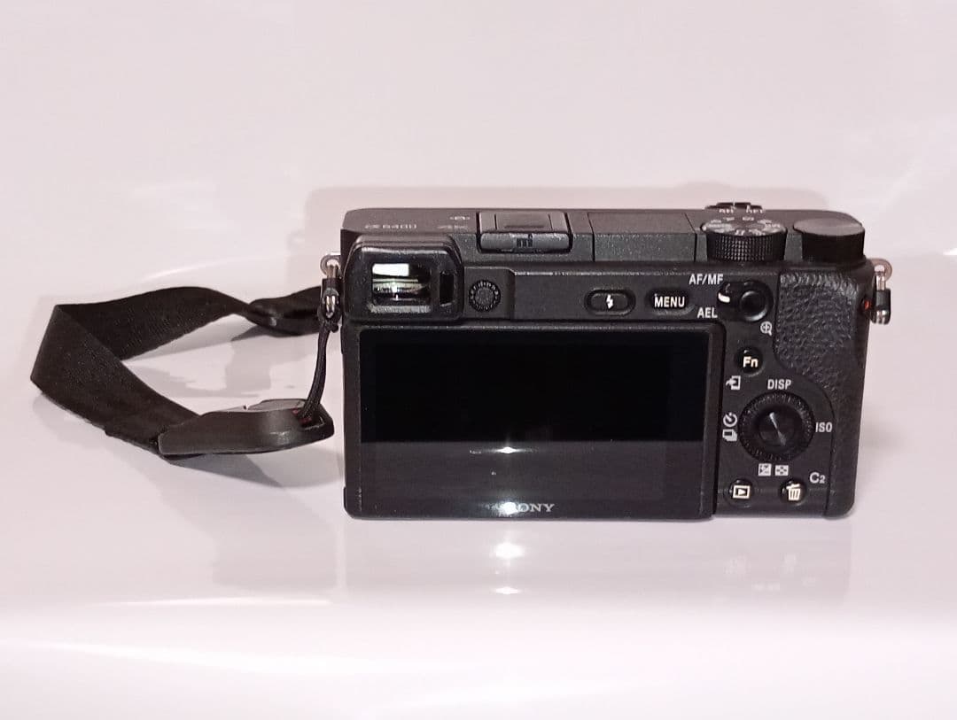 SONY α6400ミラーレス一眼カメラ E55-210 おまけ付 a6400