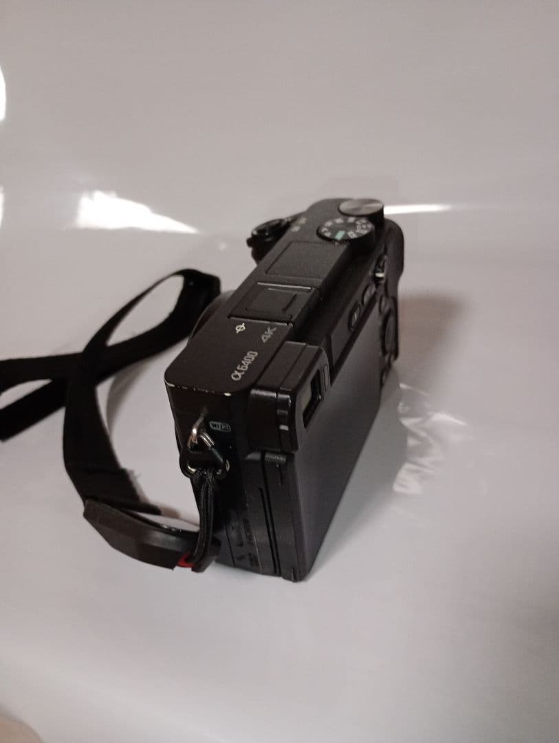 SONY α6400ミラーレス一眼カメラ E55-210 おまけ付 a6400
