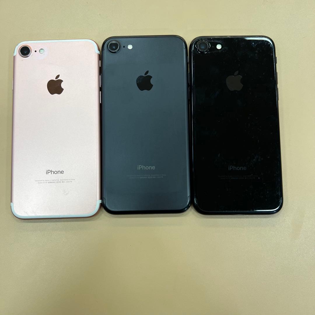 iPhone7 128GB 3台まとめ