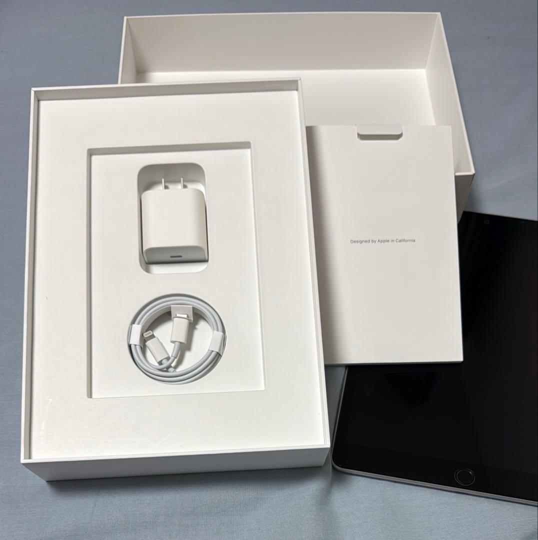 Newsat様　Apple iPad 9 シルバー 本体 第9世代　256GB