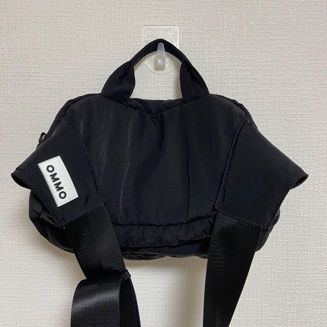 OMMO 黒 ボディバッグ　2wayショルダーバッグ