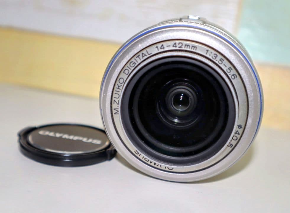 ❤️オリンパス 標準ズームレンズ❤️レンズフィルター付き❤️匿名配送