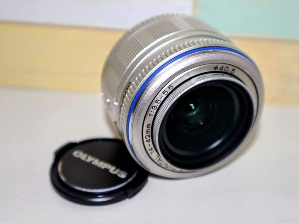 ❤️オリンパス 標準ズームレンズ❤️レンズフィルター付き❤️匿名配送