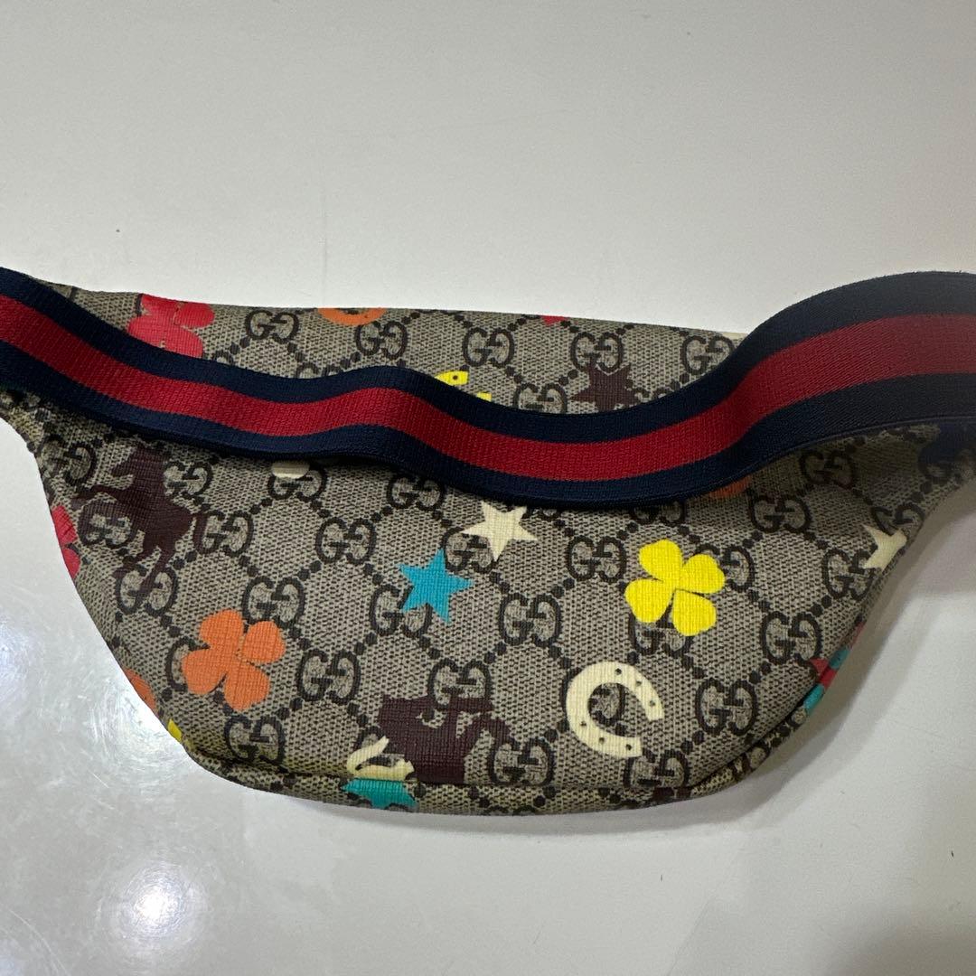 GUCCI カラフル花柄 ボディバッグ