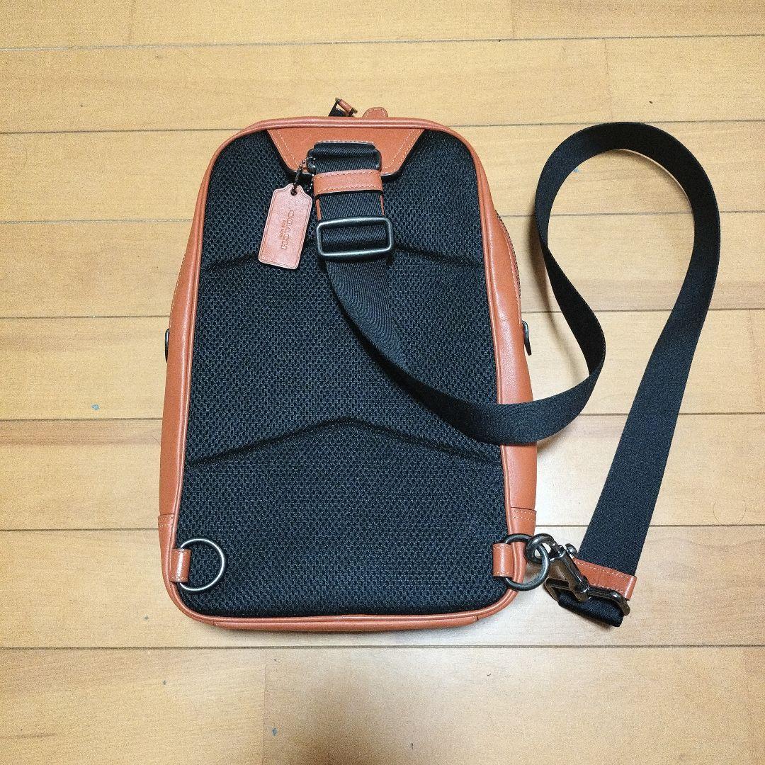 ★美品★COACH ブラウン ボディバッグ