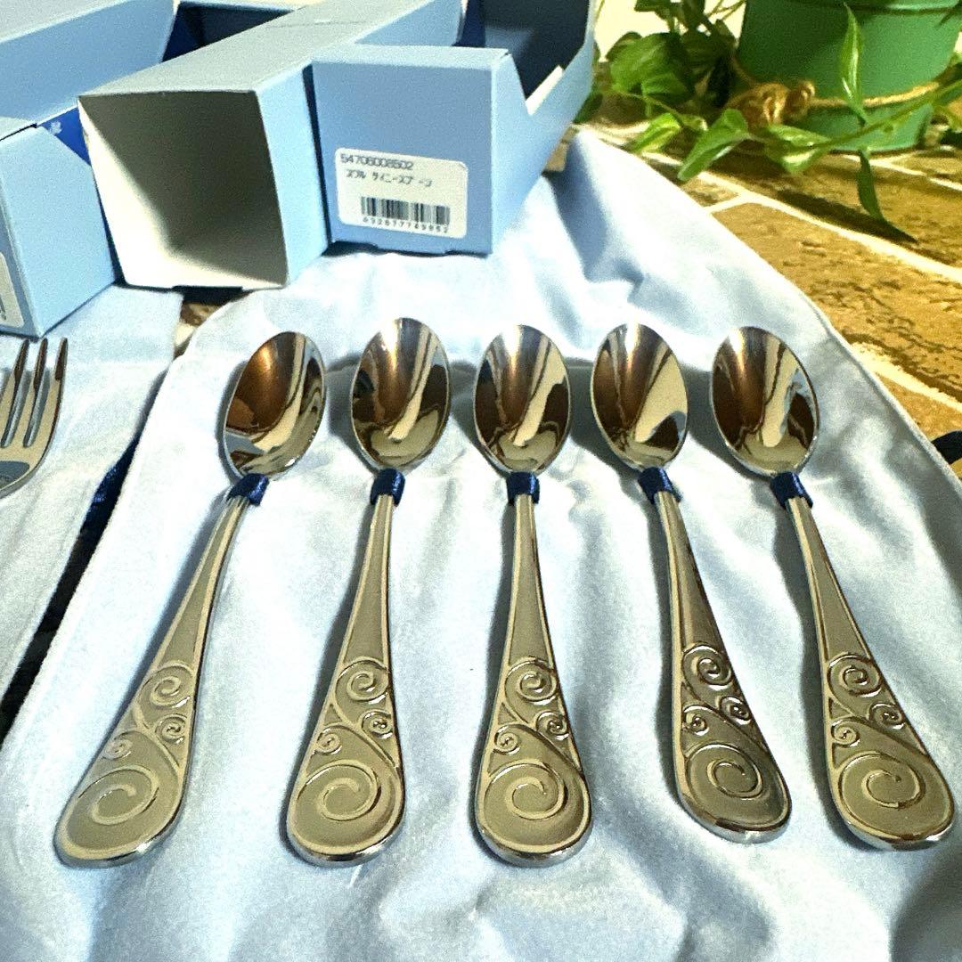 ウェッジウッド スワルタイニー スプーン フォークセット　新品未使用・廃盤