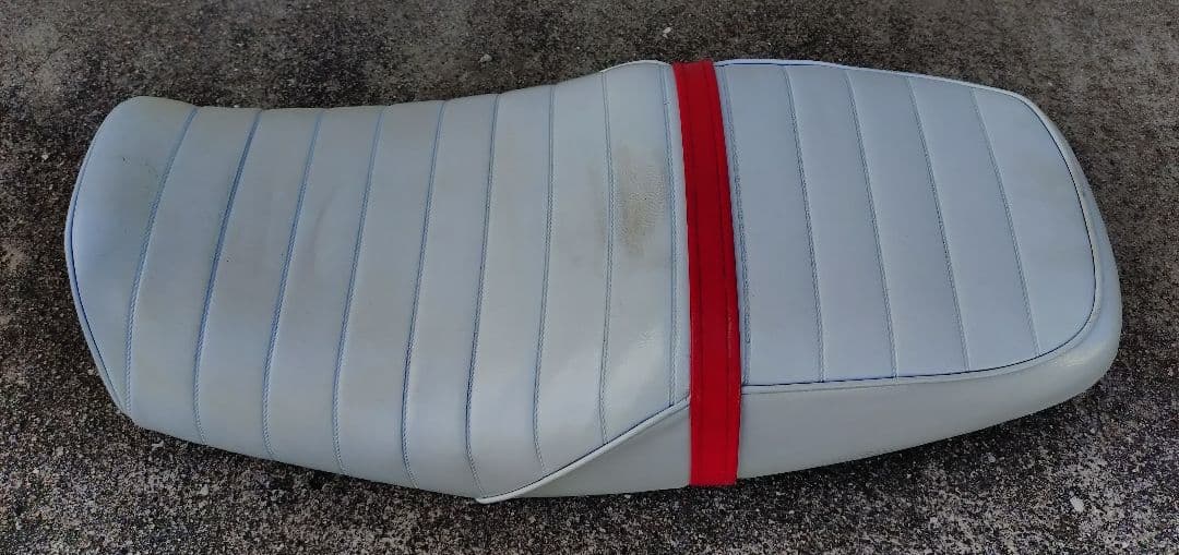 タックロールシート　シート CB400SF NC31