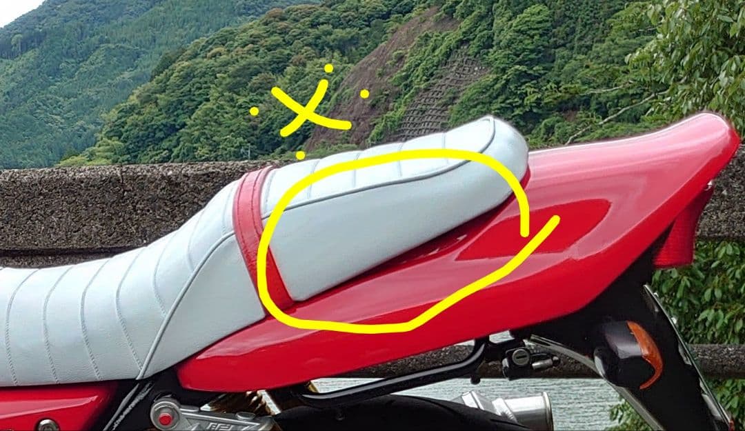 タックロールシート　シート CB400SF NC31