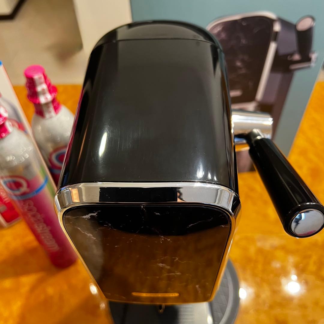 限定品　ソーダストリーム Art ガスシリンダー2本　未使用1Lボトル1本