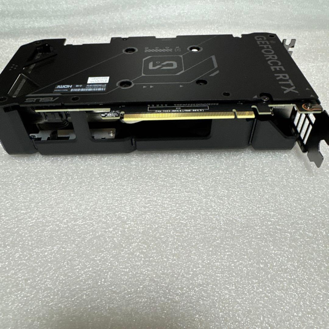 ASUS Dual GeForce RTX4070 SUPER 箱なし