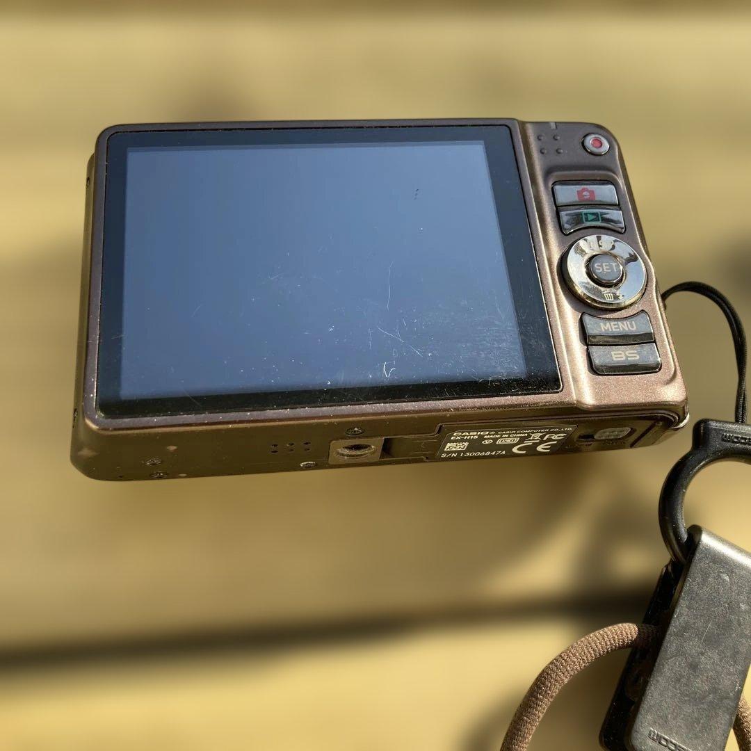 CASIO EXILIM EX-H15 デジタルカメラ