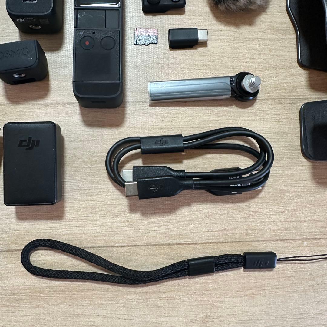 【美品】DJI OSMO Pocket 2 CREATOR COMBOおまけ付き