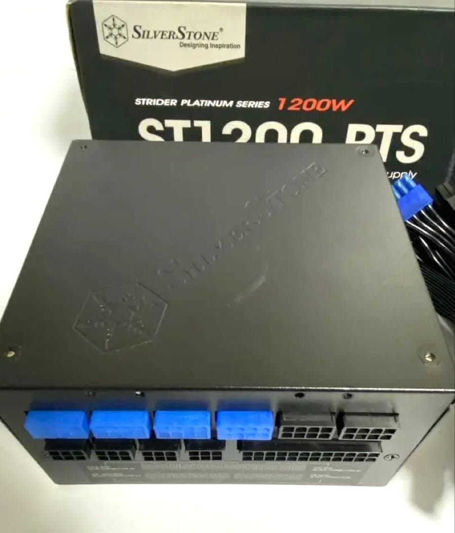 超美品 SilverStone 1200W 80 PLUS PLATINUM