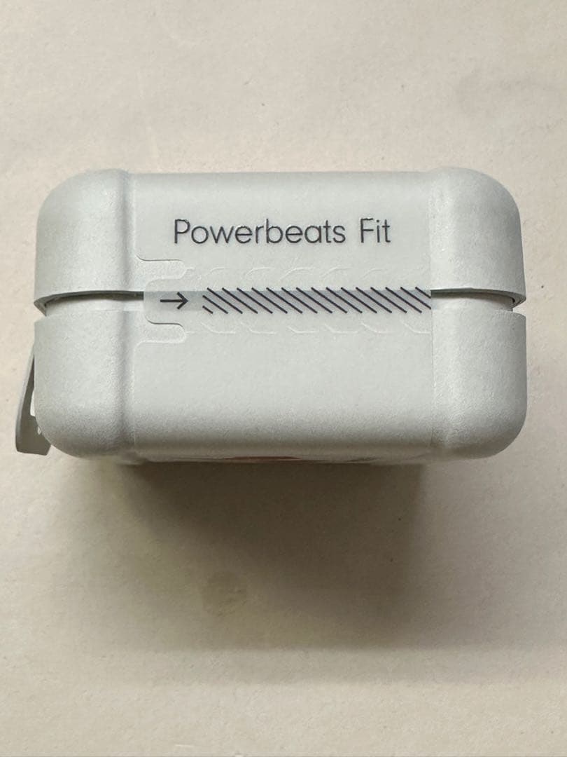 【新品未開封】PowerbeatsFit オレンジME2M4PA/A 26935