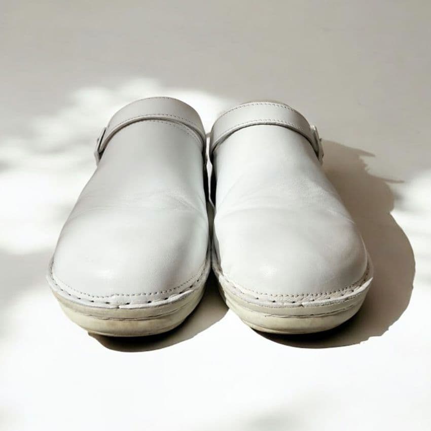 訳アリ NAOT IRIS サボサンダル ホワイト レザー ナオトアイリス 38