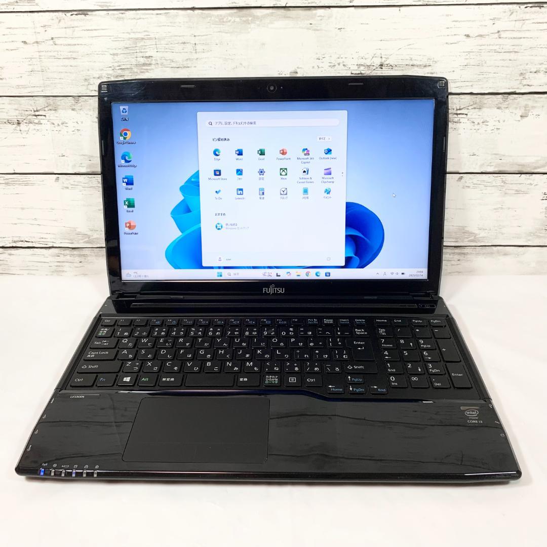 【匿名配送】ノートパソコン／黒　Windows11　 Webカメラ／オフィス付き