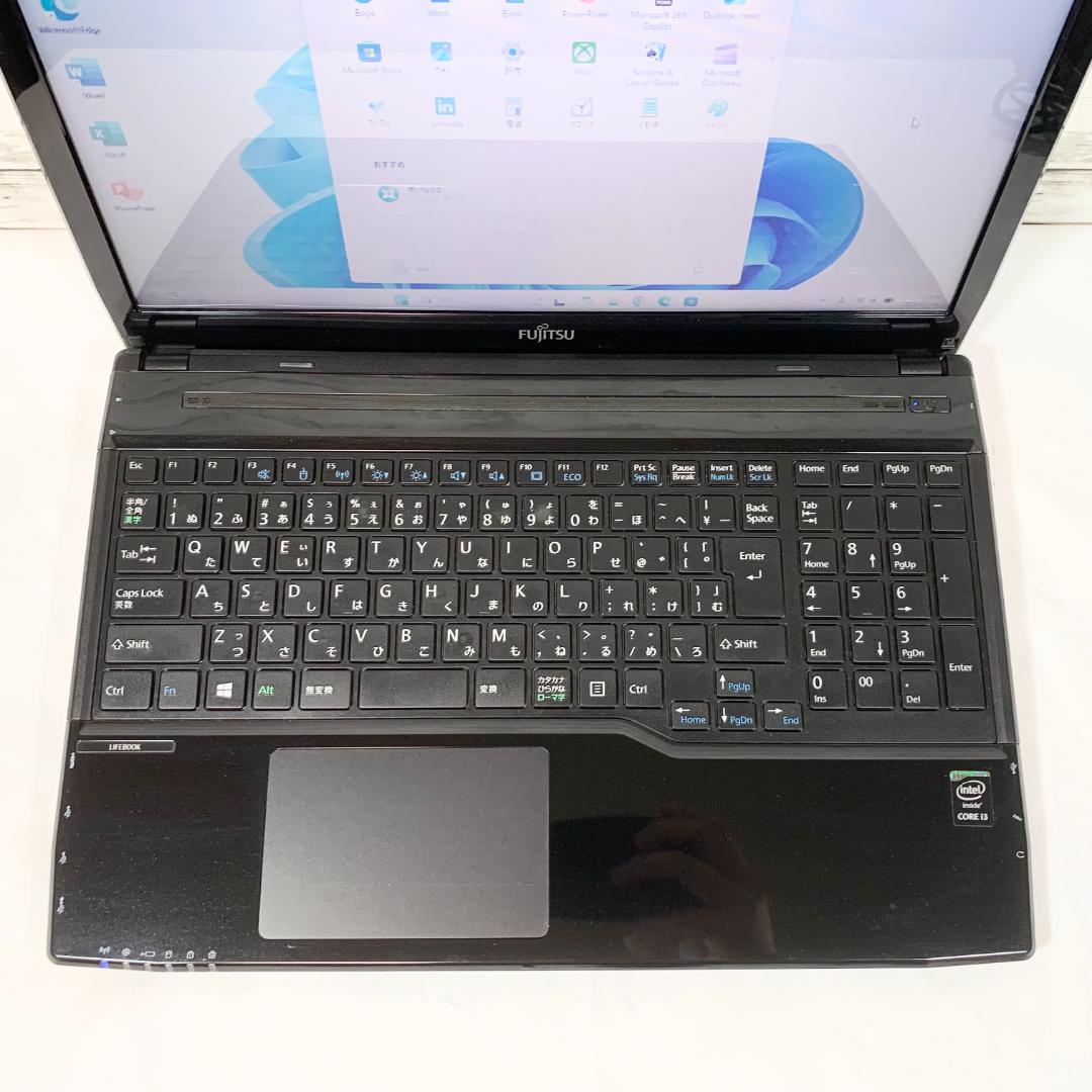 【匿名配送】ノートパソコン／黒　Windows11　 Webカメラ／オフィス付き