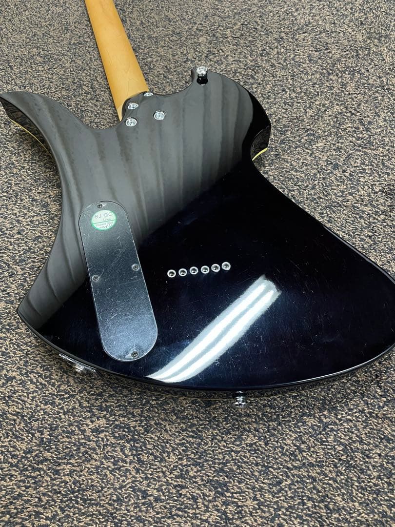 B.C.Richモッキンバード Masterpiece