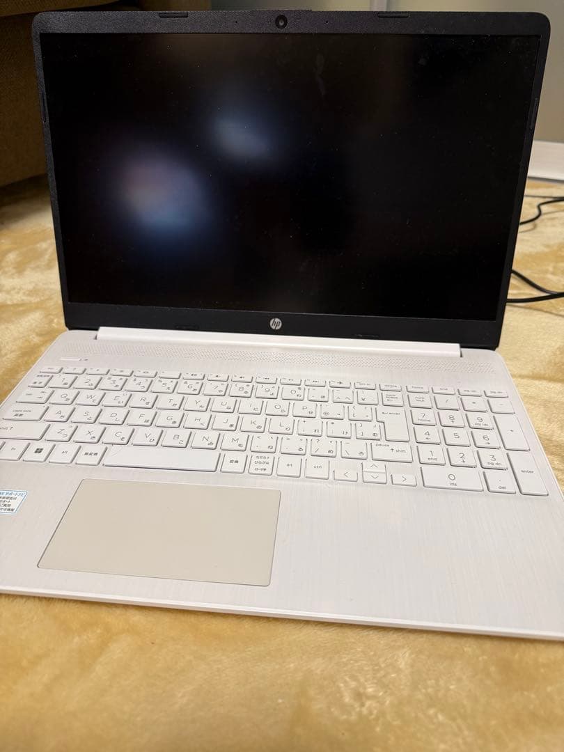 HP Laptop 15s-eq1xxx ノートPCお気軽にコメントください