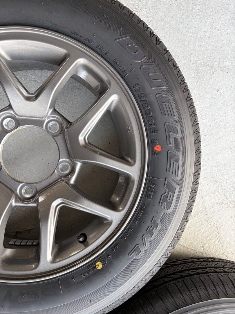 ジムニー 純正16インチタイヤホイールセット4本　25年製造　新車外し