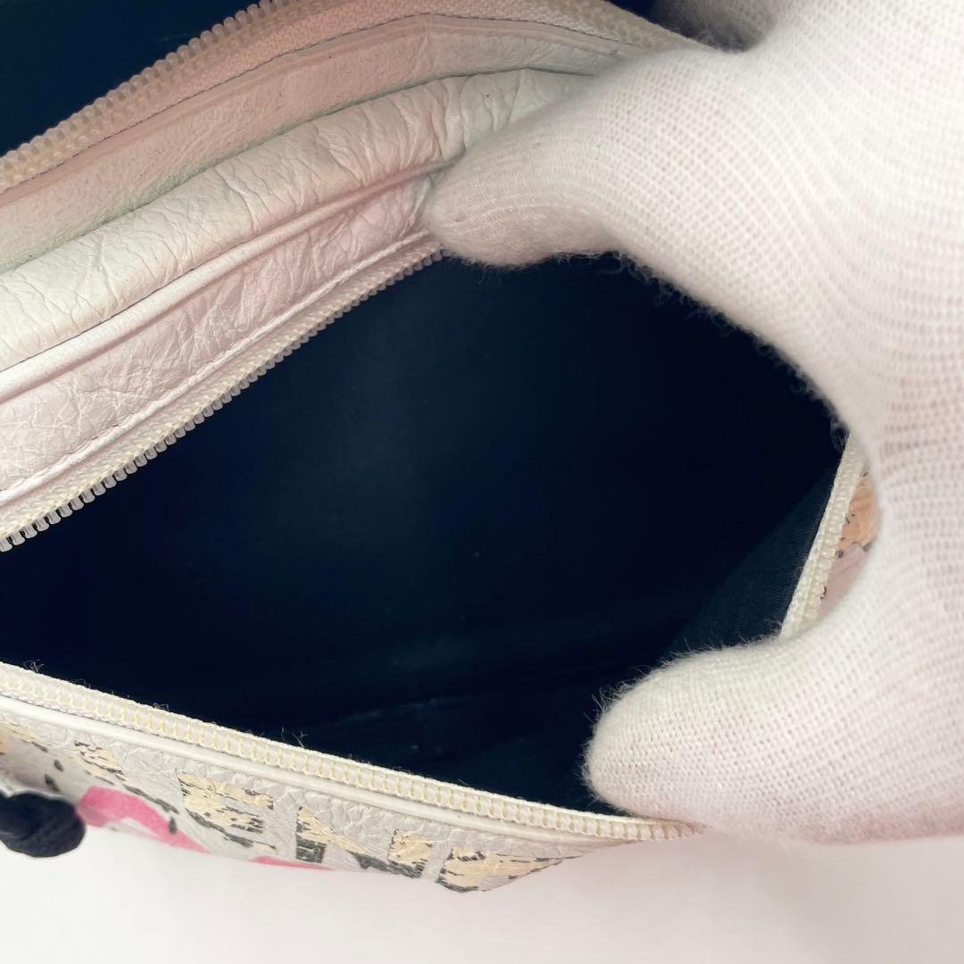 バレンシアガ グラフィティ RUE DE SÈVRESベルトバッグ クロスボディ